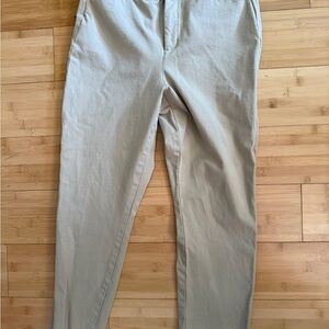 Old Navy Women's Skinny Pants in Tan